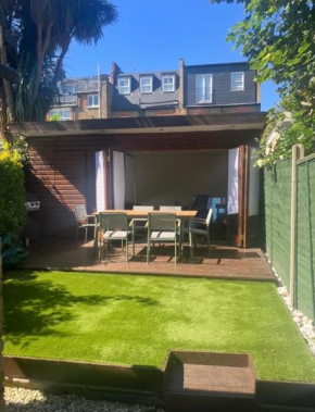 Southfields garden flat - 5 minutes from Wimbledon tennis